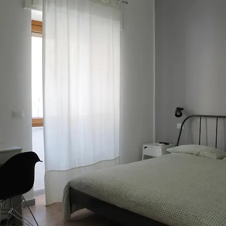Bed & Breakfast La Stazione Paola